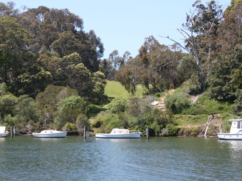 62 Gilsenans Drive, Metung VIC 3904