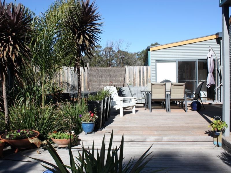 32 Wood Street, Metung VIC 3904