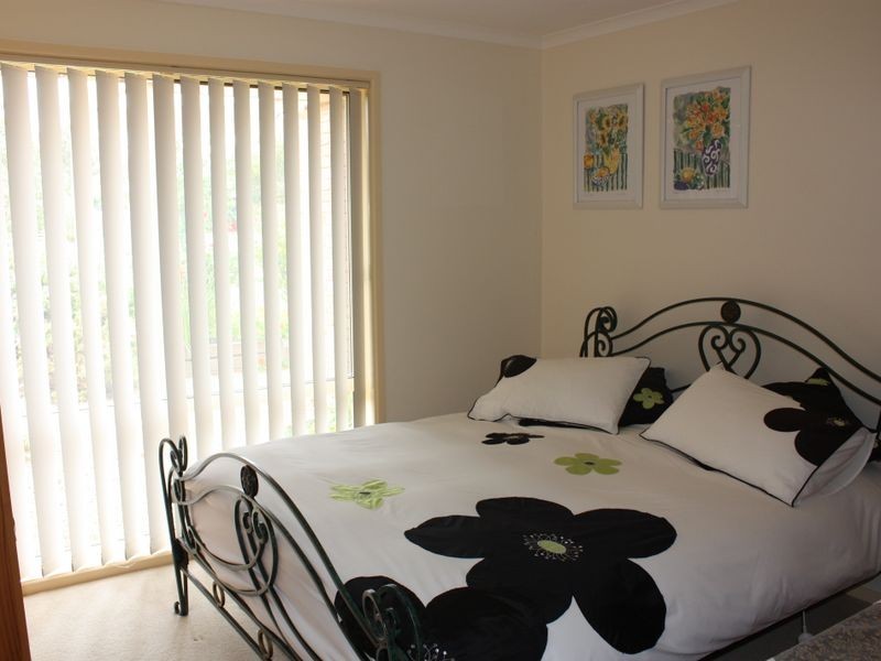 29 Tamhaven Drive, Swan Reach VIC 3903