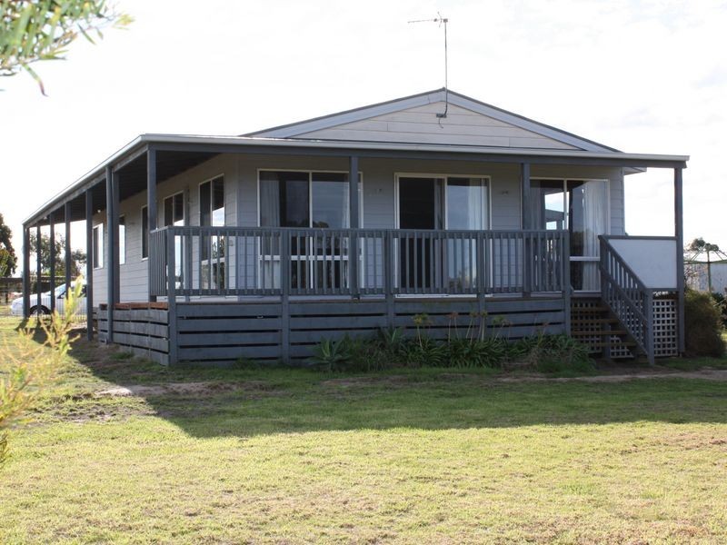 7 Brolga Grove, Metung VIC 3904