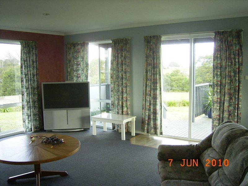 7 Brolga Grove, Metung VIC 3904