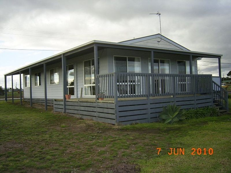 7 Brolga Grove, Metung VIC 3904