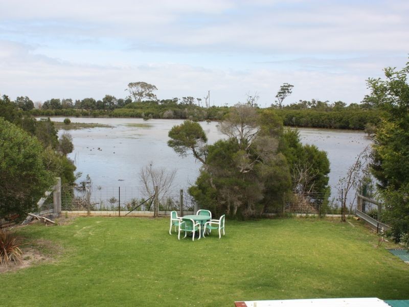 35 Tambo Blvd, Metung VIC 3904