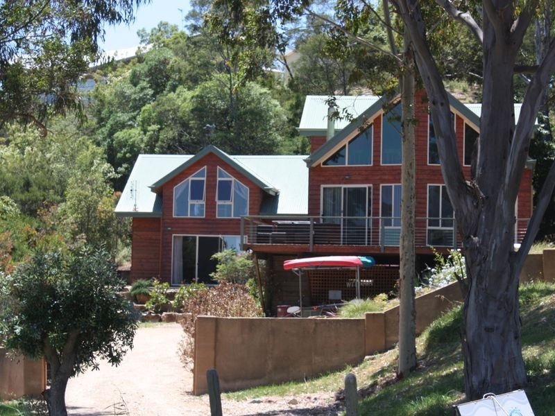 50 Mairburn Road, Metung VIC 3904