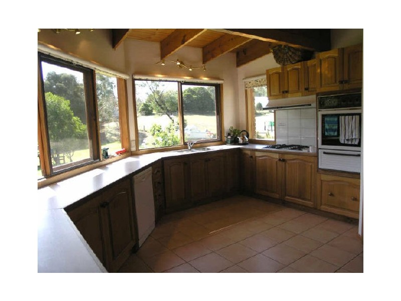 24 Tambo Blvd, Metung VIC 3904