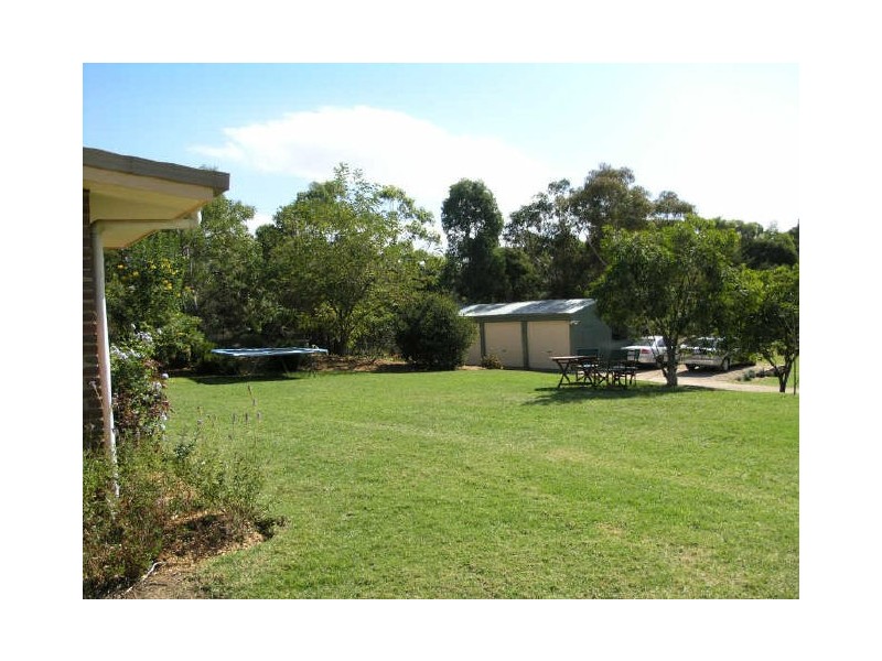 24 Tambo Blvd, Metung VIC 3904