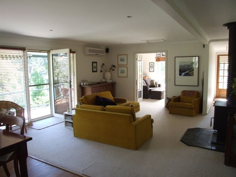 20 Waterholes Road, Metung VIC 3904