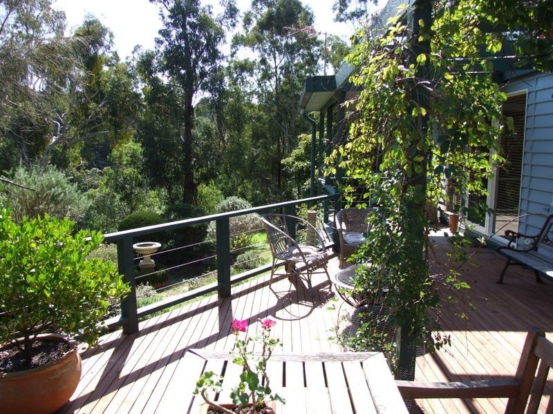 20 Waterholes Road, Metung VIC 3904