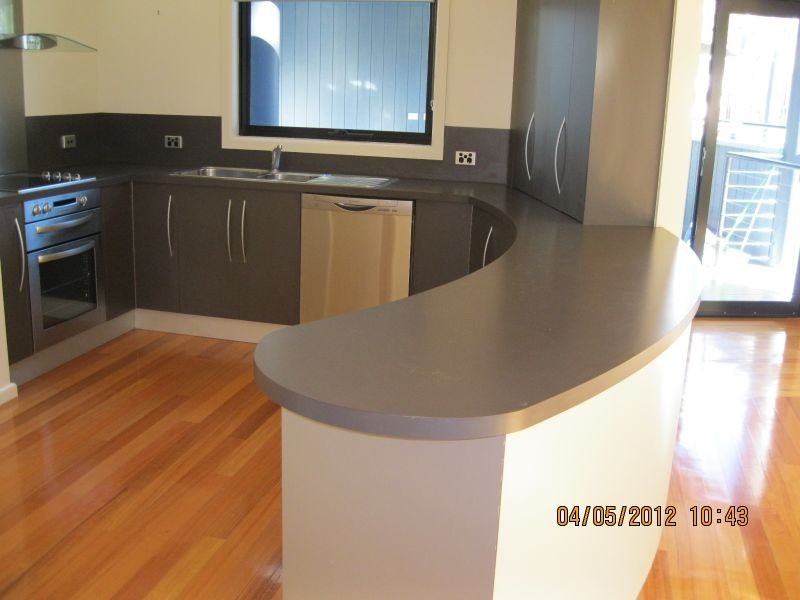 2/6 David Road, Metung VIC 3904