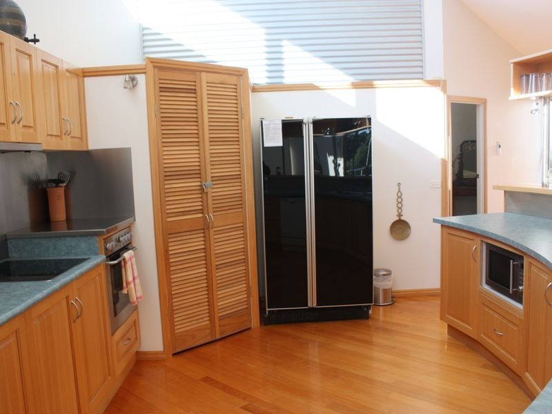 26 Leighton Bay Drive, Metung VIC 3904