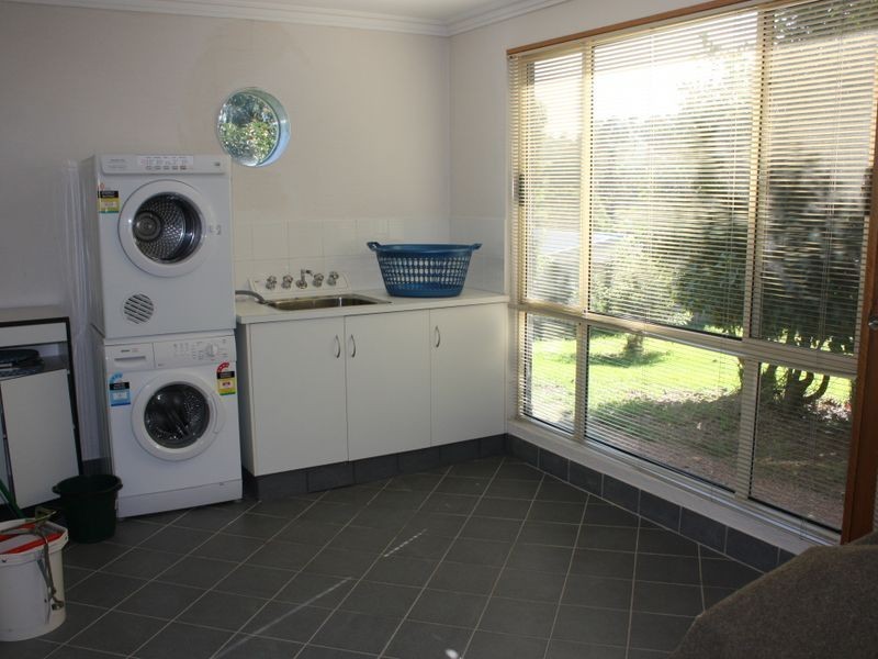 26 Leighton Bay Drive, Metung VIC 3904