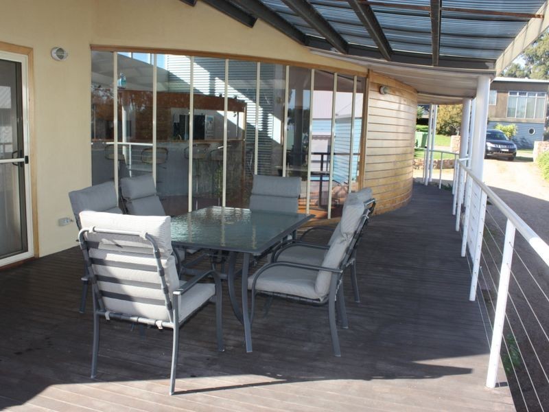 26 Leighton Bay Drive, Metung VIC 3904