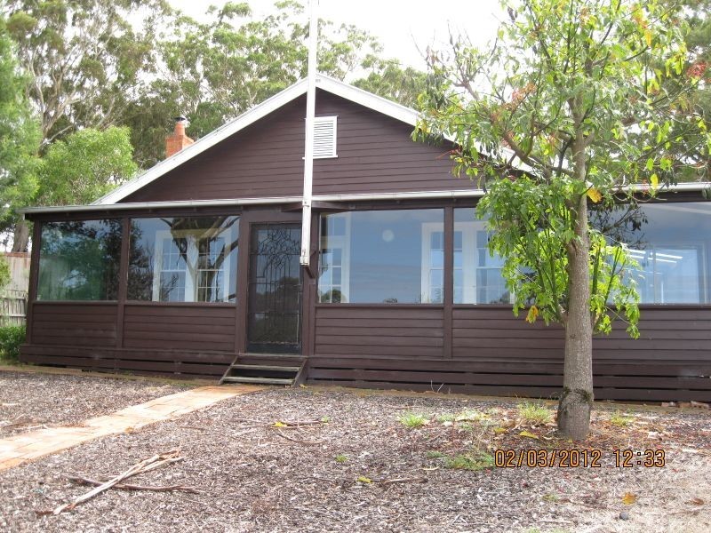 4 Essington Place, Metung VIC 3904