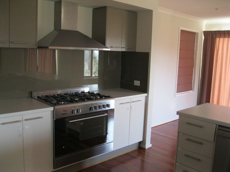 10 Georges Terrace, Swan Reach VIC 3903