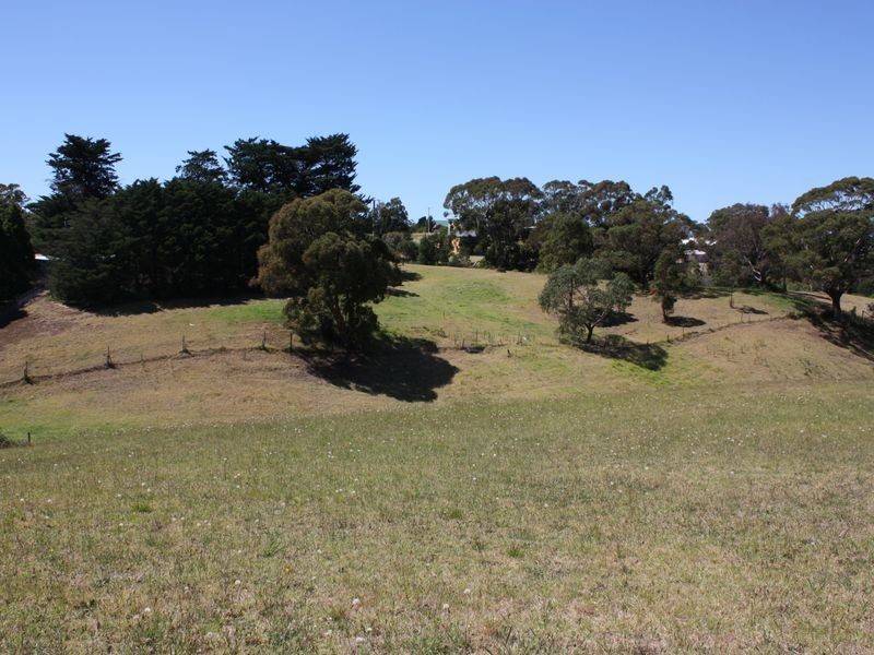 19 The Fields, Metung VIC 3904