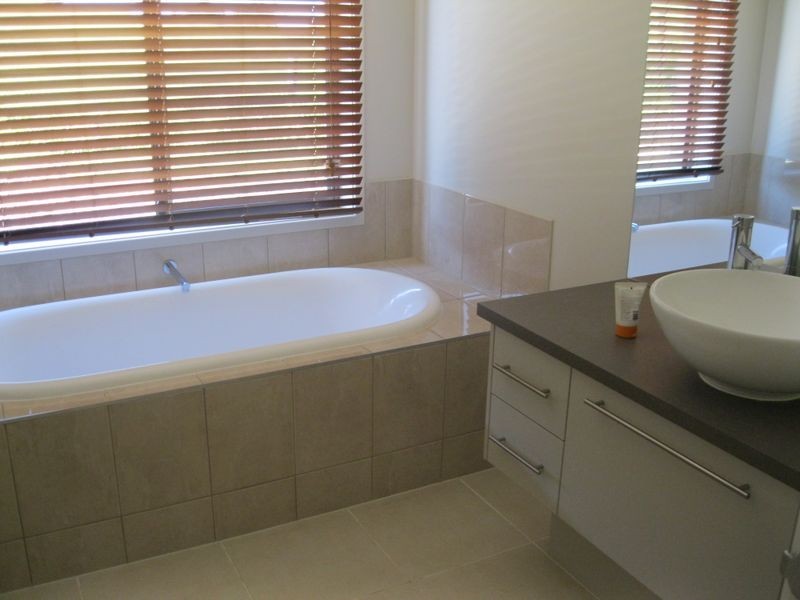 19 The Stockyards, Metung VIC 3904