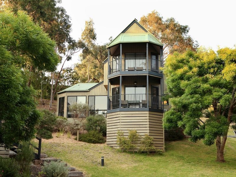 Myrtle/2 Nicholas Avenue, Metung VIC 3904