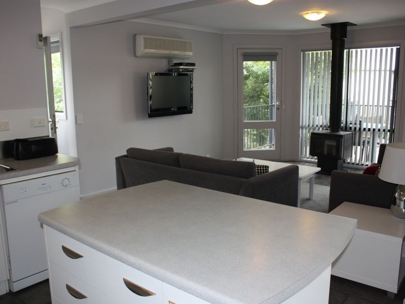 Myrtle/2 Nicholas Avenue, Metung VIC 3904