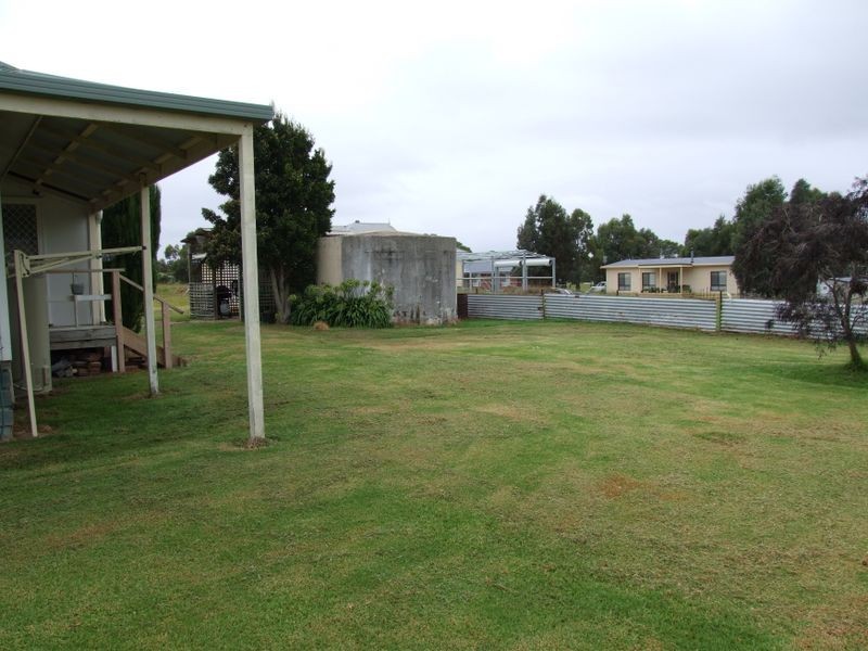 11 Plover Grove, Metung VIC 3904
