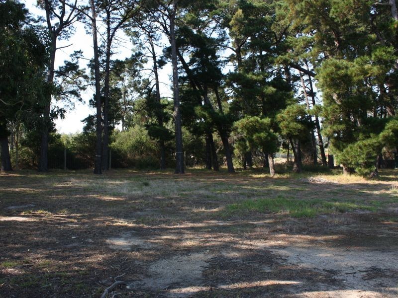 13 Broadlands Road, Metung VIC 3904