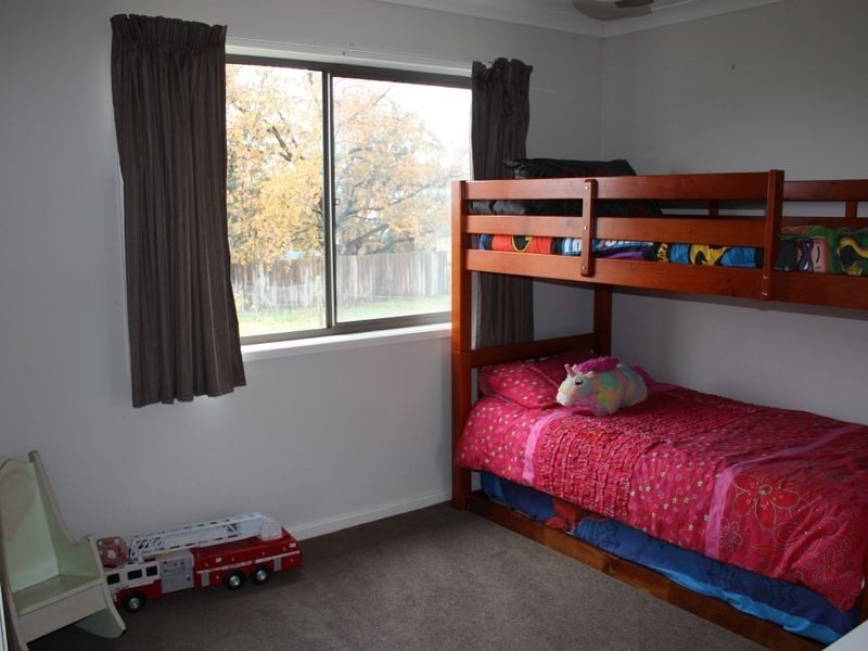 10 Georges Tce, Swan Reach VIC 3903