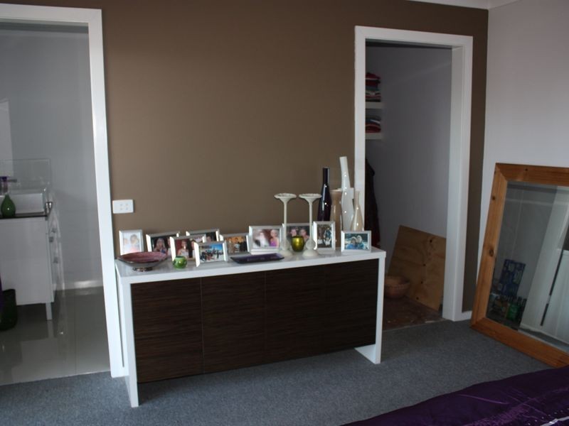 9 Travers Crt, Metung VIC 3904