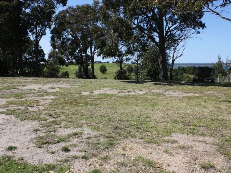 15 Plateau Avenue, Metung VIC 3904