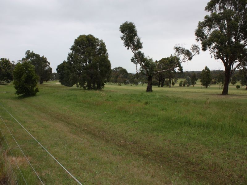 60 Kingscove  Blvd, Metung VIC 3904