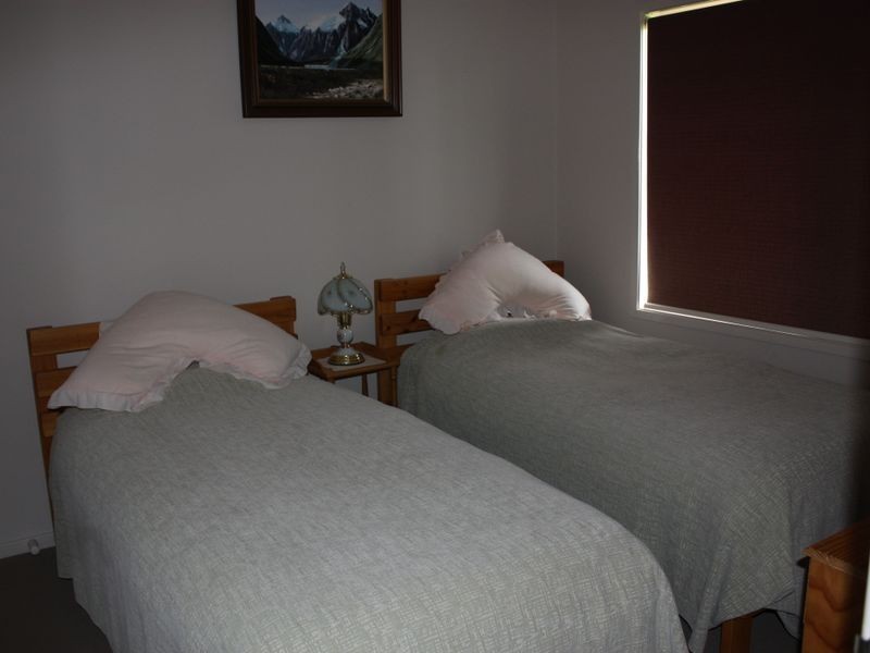 60 Kingscove  Blvd, Metung VIC 3904