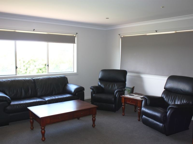 14 Georges Terrace, Swan Reach VIC 3903