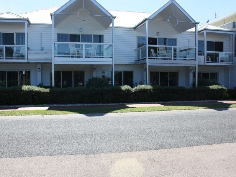 1/44 Metung Road, Metung VIC 3904
