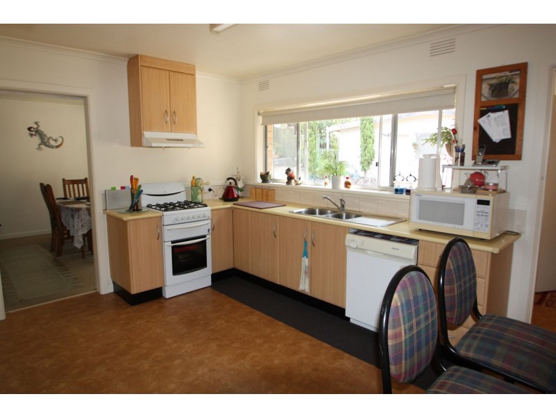 3 Bossie Court, Metung VIC 3904