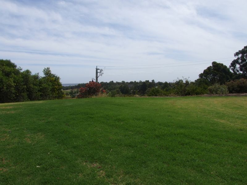 16 Moorhouse Street, Metung VIC 3904