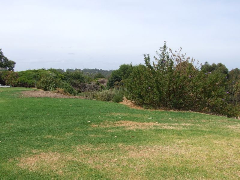 16 Moorhouse Street, Metung VIC 3904