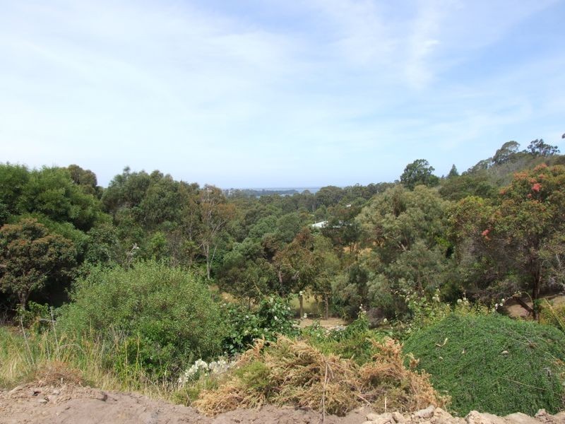 16 Moorhouse Street, Metung VIC 3904