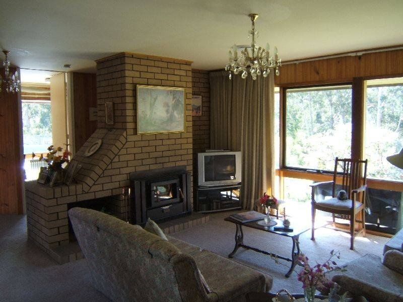 2 LANDSCAPE DRIVE, Metung VIC 3904