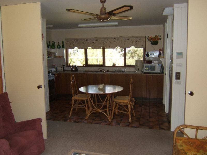 2 LANDSCAPE DRIVE, Metung VIC 3904