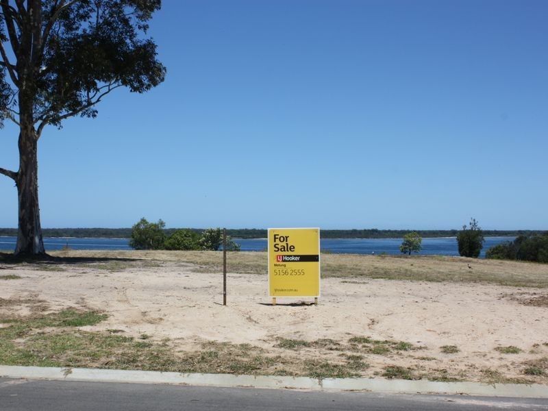 39 Plateau Avenue, Metung VIC 3904