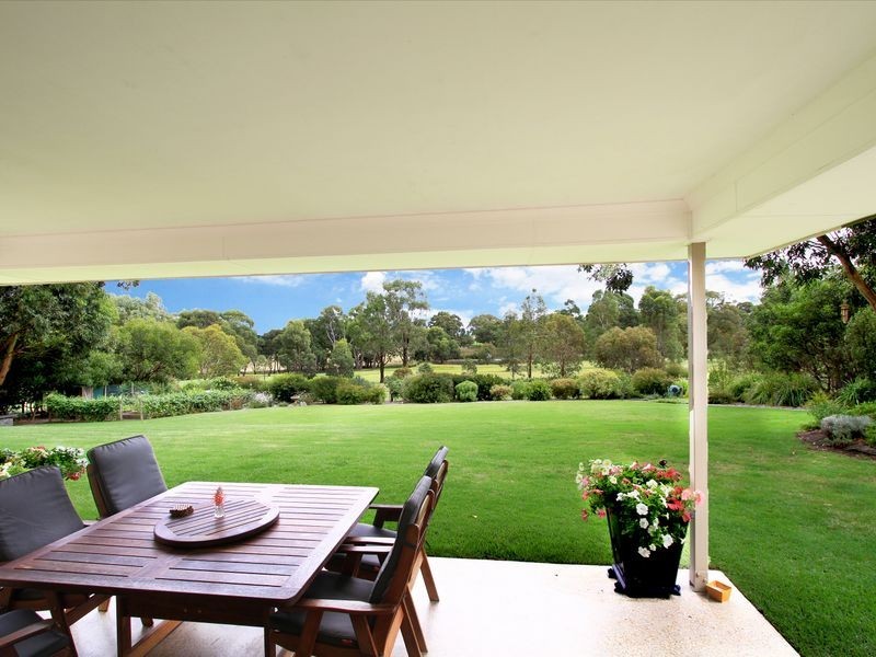 21 The Terrace, Metung VIC 3904