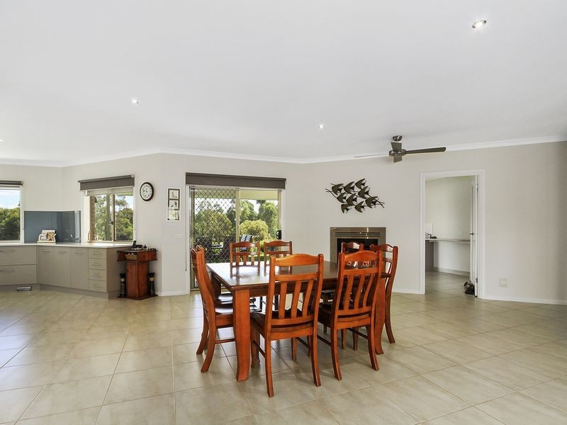 21 The Terrace, Metung VIC 3904