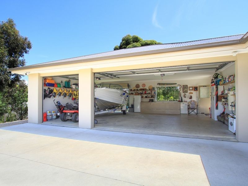 21 The Terrace, Metung VIC 3904