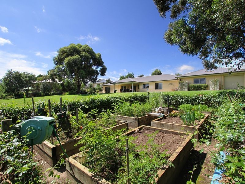 21 The Terrace, Metung VIC 3904