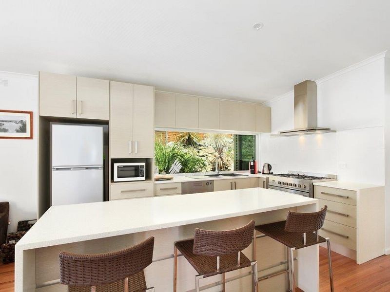 3 Smiths Way, Metung VIC 3904