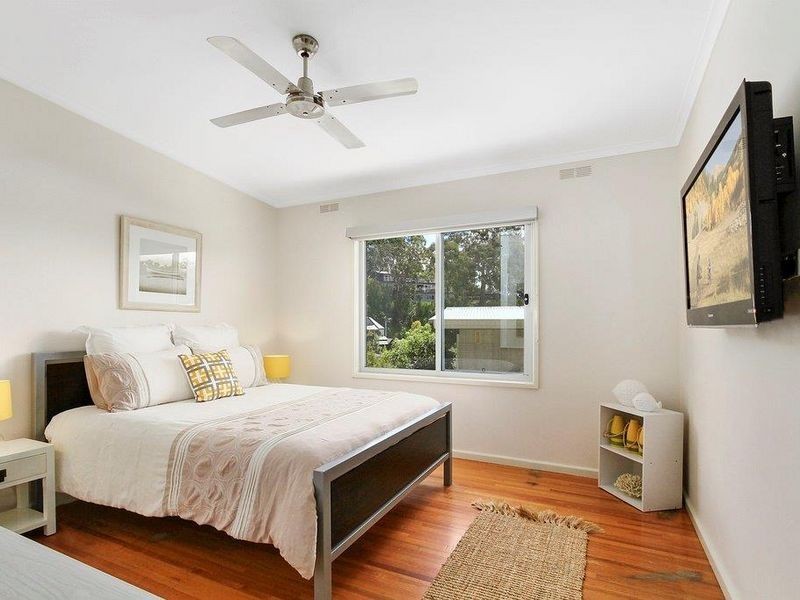 3 Smiths Way, Metung VIC 3904