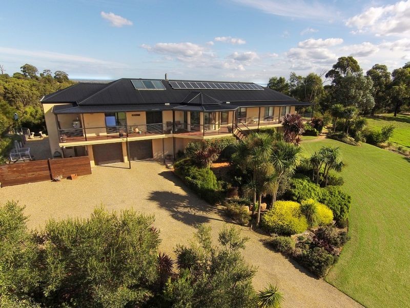40 The Terrace, Metung VIC 3904