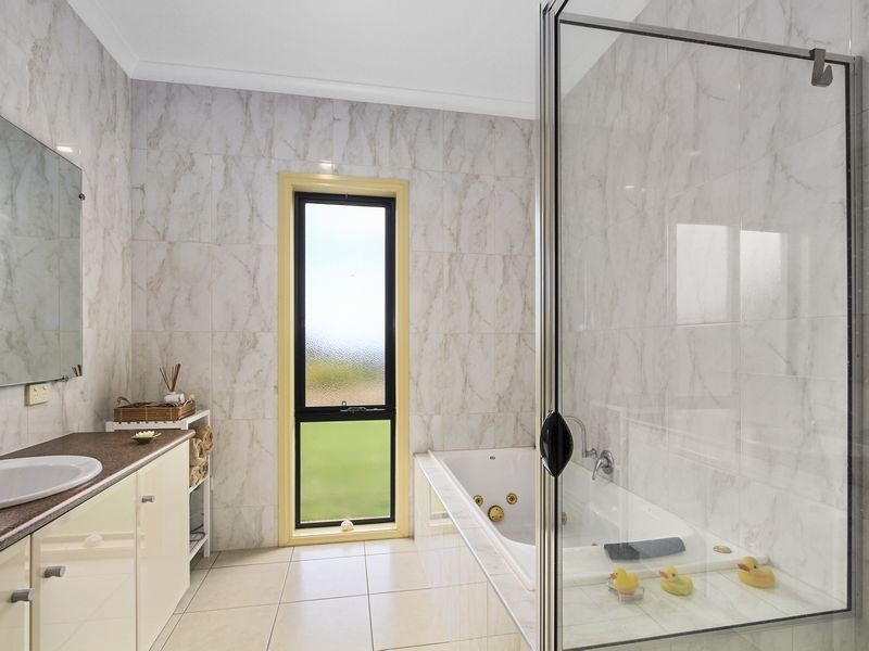 40 The Terrace, Metung VIC 3904