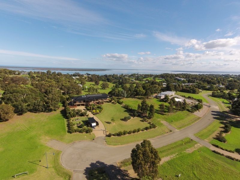 40 The Terrace, Metung VIC 3904