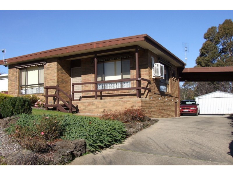 27 Mairburn Road, Metung VIC 3904