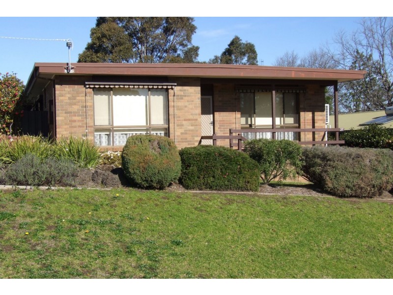 27 Mairburn Road, Metung VIC 3904