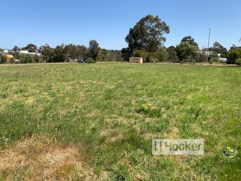 12 Falcon Grove, Metung VIC 3904